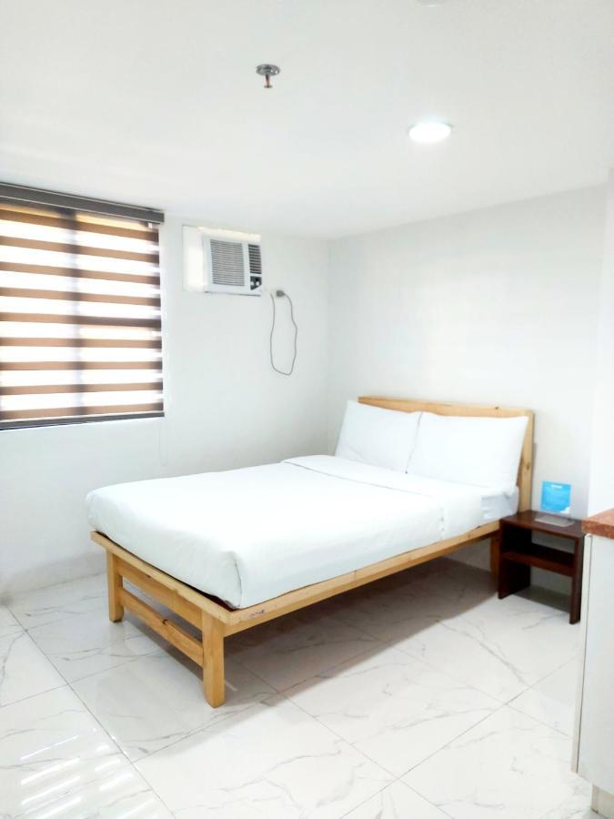 Airobedz Makati - A Value Hotel Manila